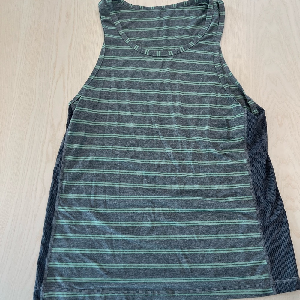 Lulu Lemon workout tank